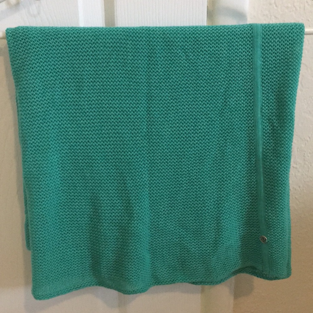Teal Lululemon Infinity Scarf 🧣